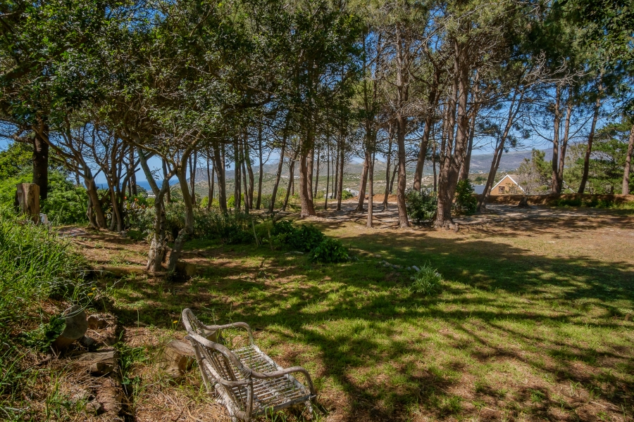 6 Bedroom Property for Sale in San Michel Western Cape